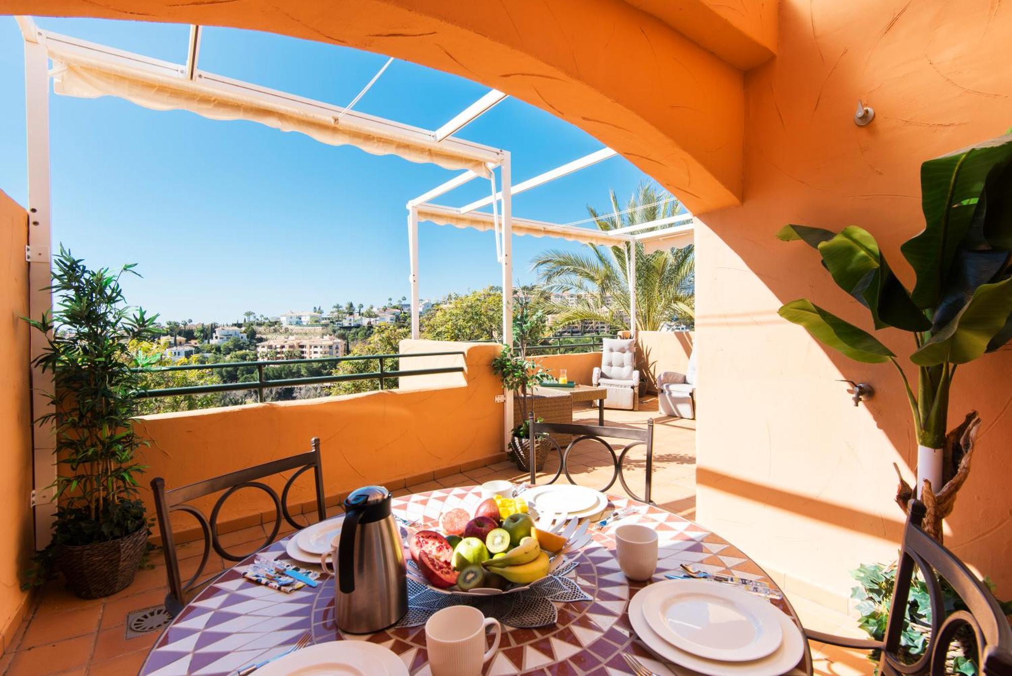 Rentandhomes Penthouse Elviria Golf Marbella Exterior photo